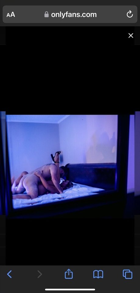 Macy Nicole Waker star erotic pic