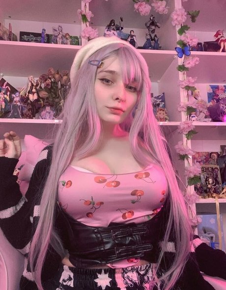 white pussy onlyfans hot sexy image