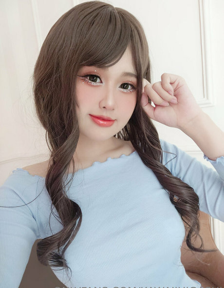 Higashi sex model galleries