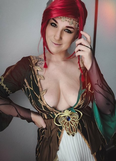 IceRocker star sexy images