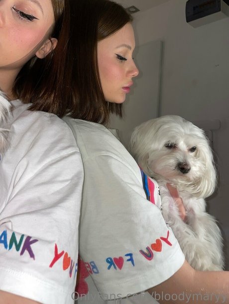 bloodymaryy naked model photo