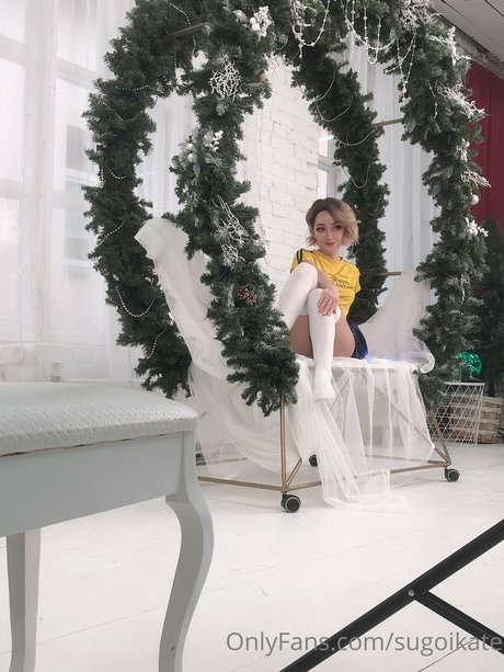 skinny model onlyfans naked photo