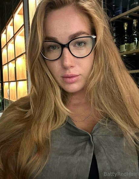 batty red hair nice pornstar photo