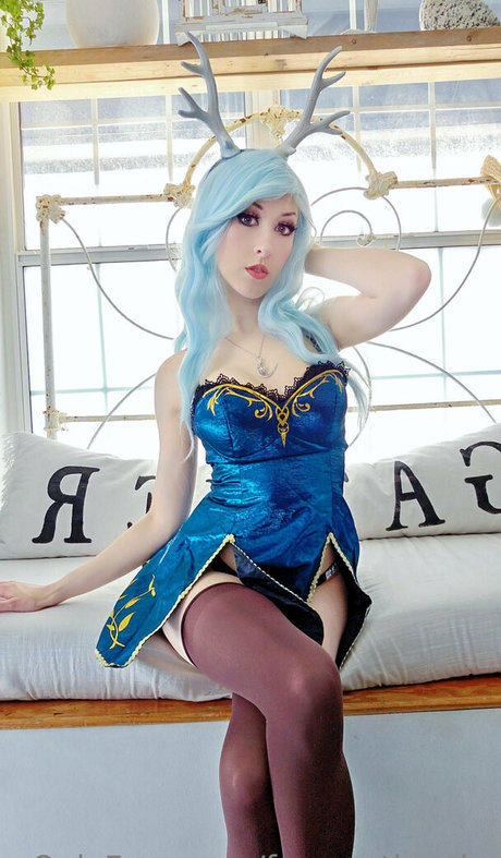 Eroticneko naked model archive