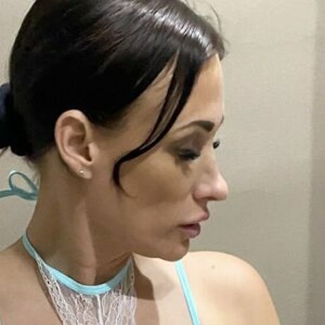 Kinky Mommy pornstar xxx images