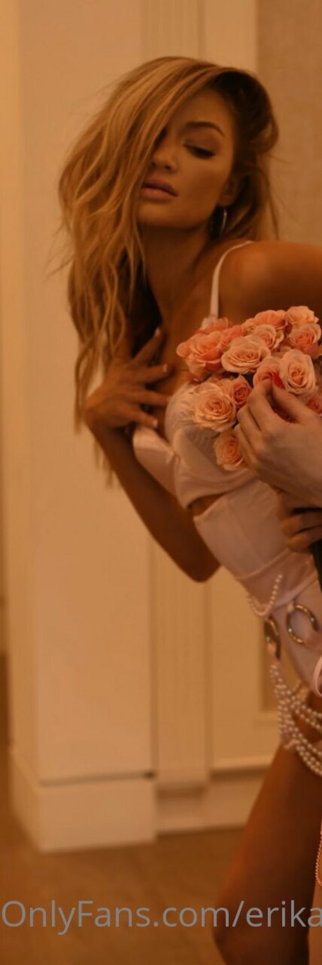 Erika Costell perfect actress image