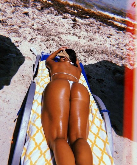 blonde famous onlyfans beautiful pic