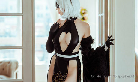 Lollipop Heidi pornstar top photo