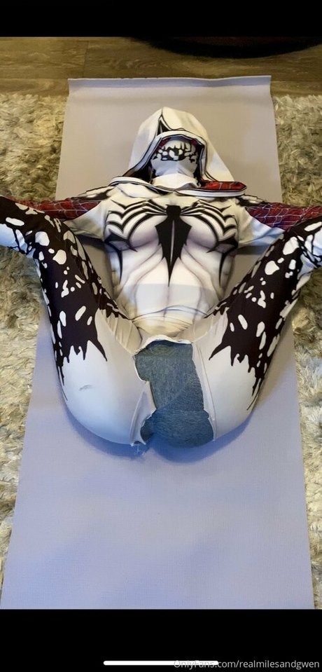 realmilesandgwen xxx star img