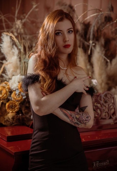 stripper onlyfans erotic img