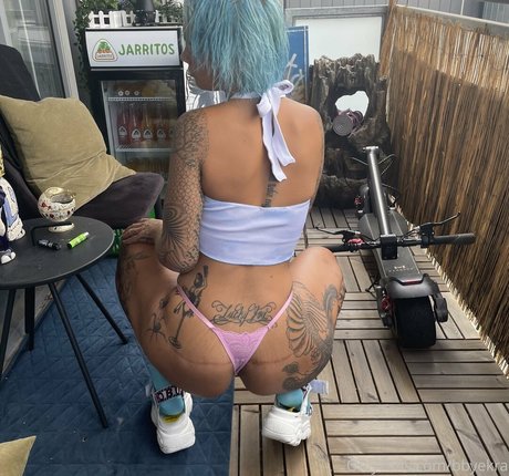 bbyekra model adult gallery