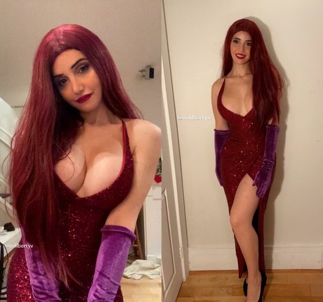 Liberty Valentine model pretty pic