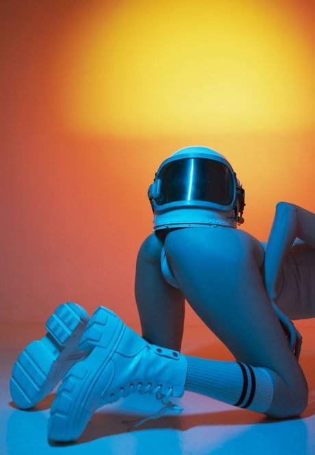 famous nude onlyfans art porn photos