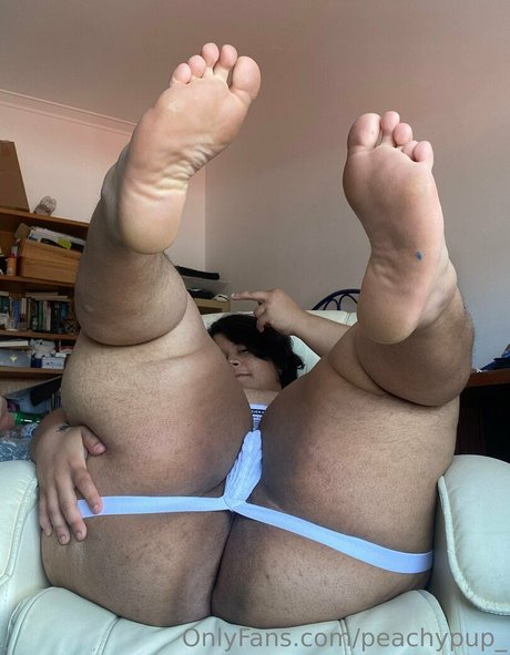 peachypup_ hd pornstar photo