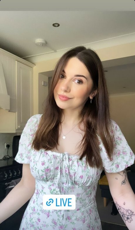 Harrie Silver xxx pornstar photo