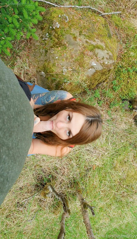 smellsliketnspiritvip naked actress pics