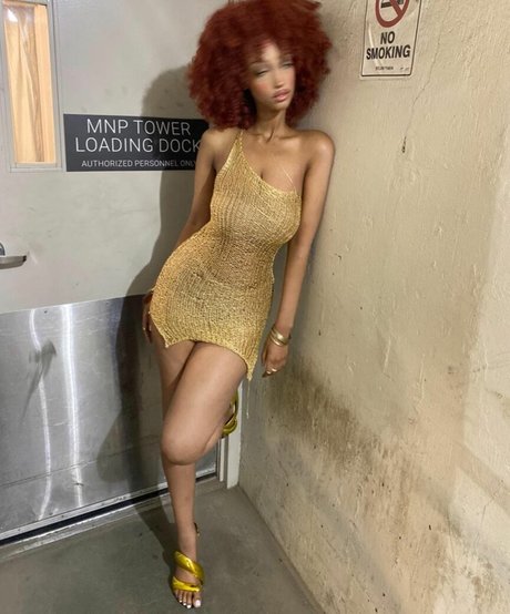 petite slut onlyfans pornos photos