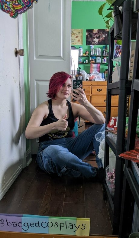 baeged star top pictures