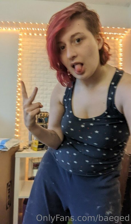 baeged erotic star img