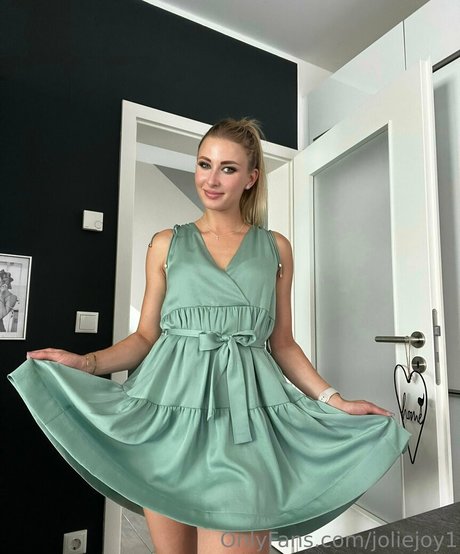 swinger milf onlyfans sexy nude galleries