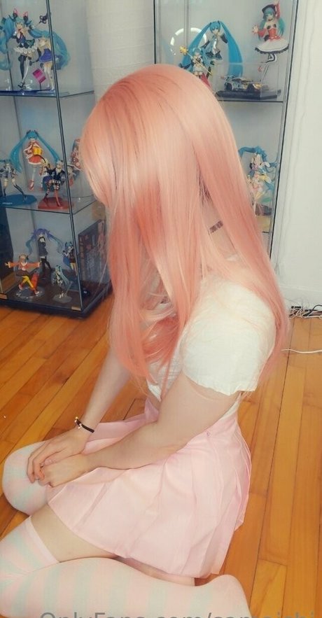 samaishi pornographic star images