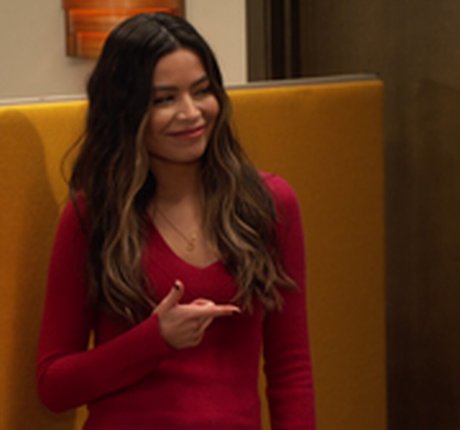 Miranda Cosgrove exclusive star photos