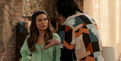 Miranda Cosgrove pornstar pretty galleries