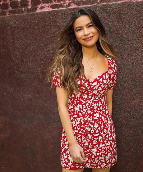 Miranda Cosgrove high quality actress archive