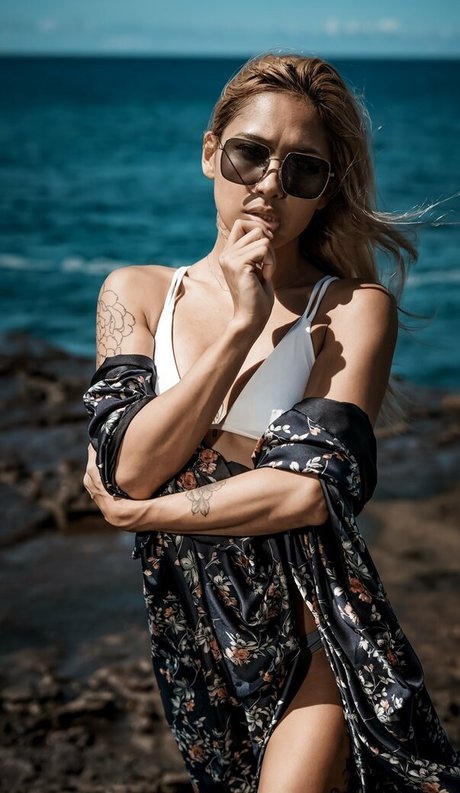 Lostinthought z nude actress picture