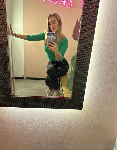 oliviasmiithfree exclusive pornstar images