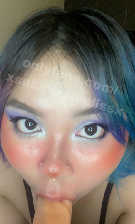 xsubmissivelissx sexy model photo