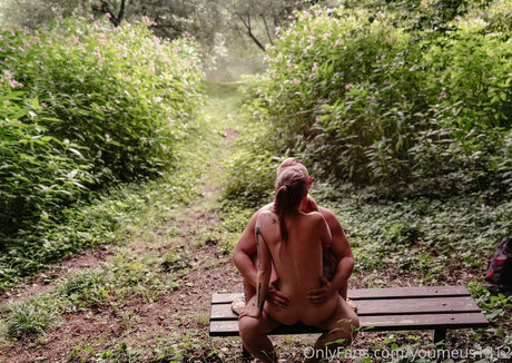 youmeus1312 porn model photos