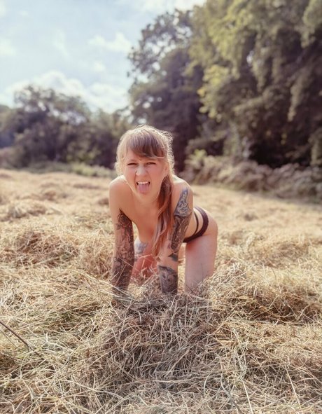 youmeus1312 nude actress galleries