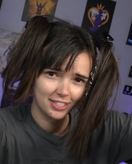 Lowco sexy pornstar image