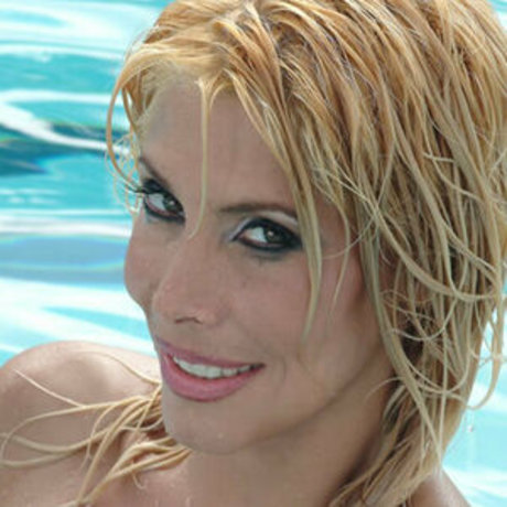 Milly D abbraccio star exclusive galleries