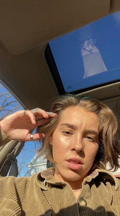 Lexiepeterss erotic actress pic