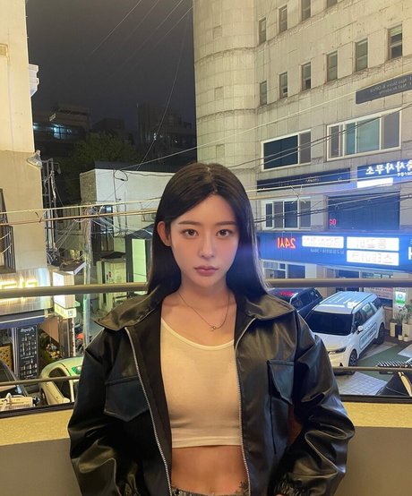 serenity__247 perfect pornstar image