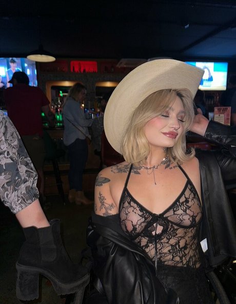 strip nude onlyfans free pic