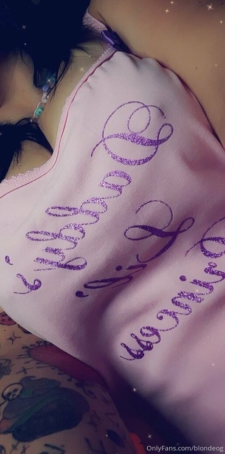 blondeog free model galleries