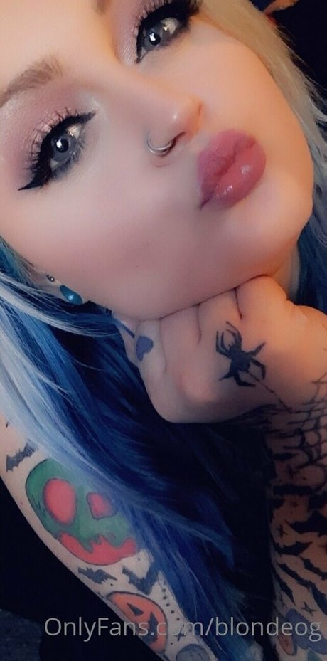 blondeog erotic pornstar photo