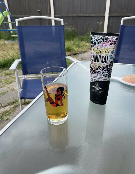 flexible onlyfans top gallery