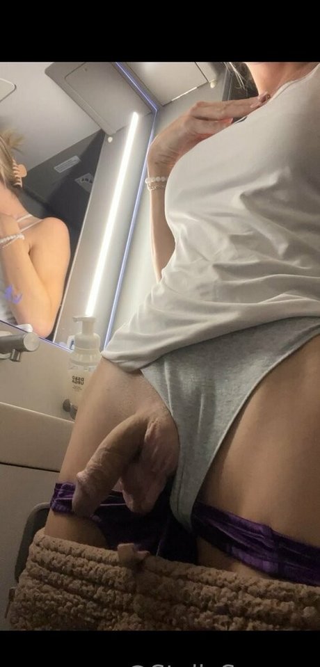 Stella Samore Best Profile Photo