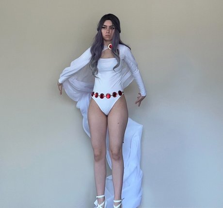 Awkspew roo2 sex actress photos