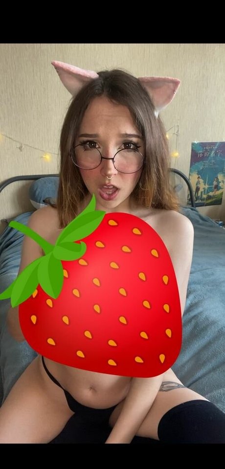 Loli Molly naked pornstar gallery