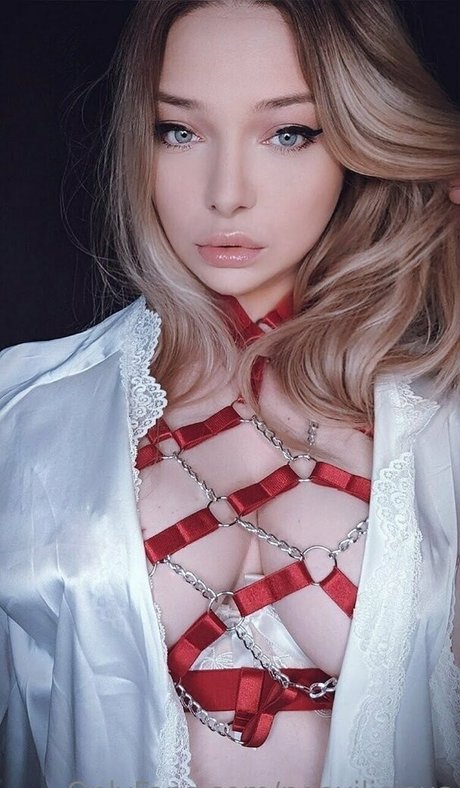 strip nude onlyfans free xxx photo