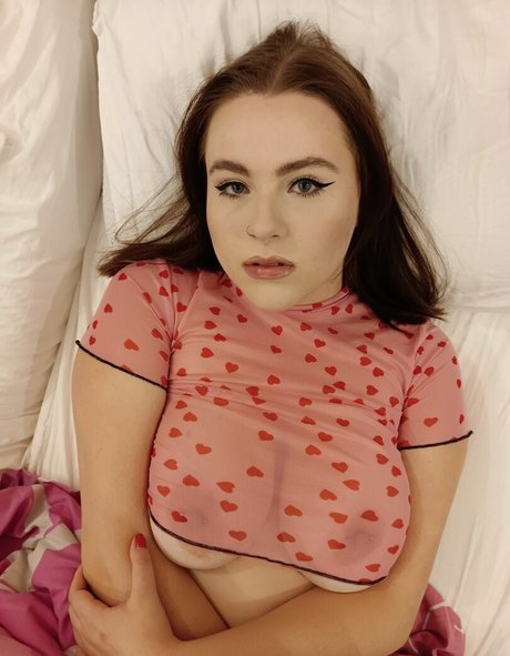 BustyQueenVicky top star pic