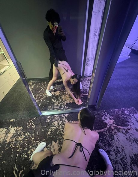 eating onlyfans exclusive picture