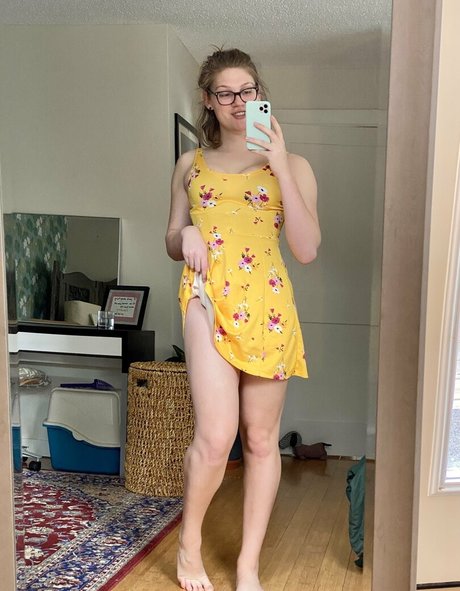 blonde trans onlyfans free photo