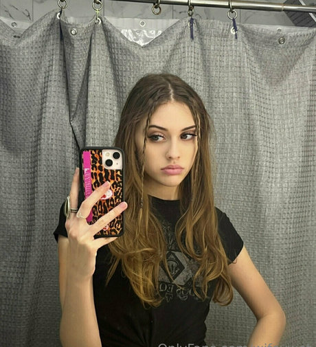 wifeywet star free photos