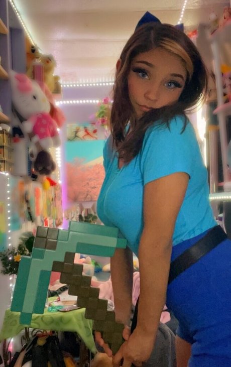 Abbxeh model nude img